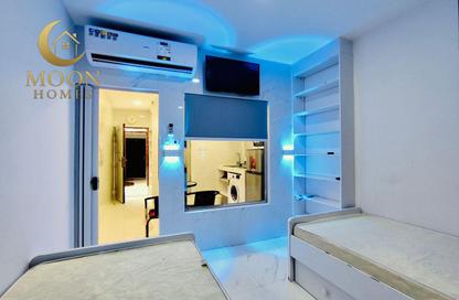 Apartment - Studio - 1 for rent in Umm Ghuwailina 4 - Umm Ghuwailina - Doha
