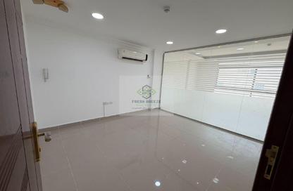 Office Space - Studio - 1 Bathroom for rent in Salwa Commercial Building - Salwa Road - Doha