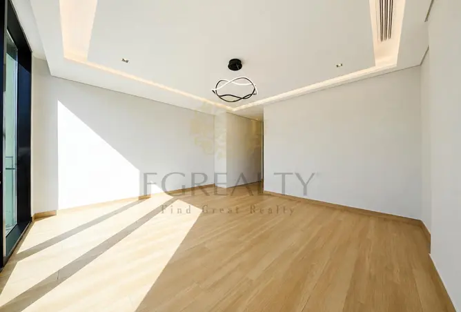 64308825 - Property Image 2