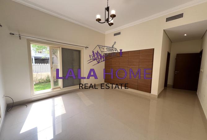 60836398 - Property Image 3