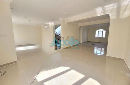 Villa - 5 Bedrooms - 5 Bathrooms for rent in Ain Khaled Villas - Ain Khaled - Doha