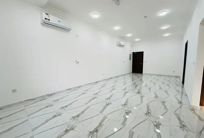 63312563 - Property Image 2