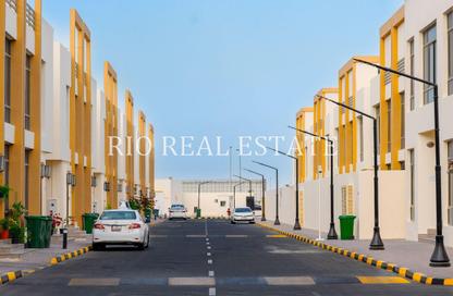 مجمع سكني - 6 غرف نوم - 5 حمامات للايجار في الوكرة - الوكرة - الوكرة - الوكرة