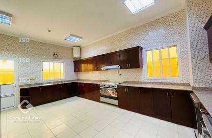 Compound - 4 - 5 for rent in Bu Hamour Street - Abu Hamour - Doha
