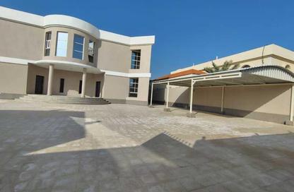 Villa - 6 Bedrooms - 6 Bathrooms for sale in Al Duhail - Al Duhail - Doha