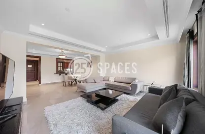 تاون هاوس - غرفة نوم - 2 حمامات للبيع في منازل تاون هاوس - بورتو أرابيا - جزيرة اللؤلؤة - الدوحة