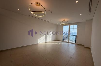 Apartment - 2 - 3 for rent in Viva West - Viva Bahriyah - The Pearl Island - Doha Apartment - 2 - 3 for rent in Viva West - Viva Bahriyah - The Pearl Island - Doha