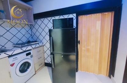 Apartment - Studio - 1 for rent in Umm Ghwailina Comm - Umm Ghuwalina - Umm Ghuwailina - Doha