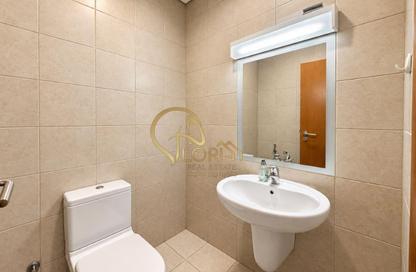 Apartment - 1 - 2 for sale in Zig Zag Tower B - Zig Zag Towers - West Bay - Doha