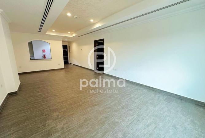 54007463 - Property Image 2