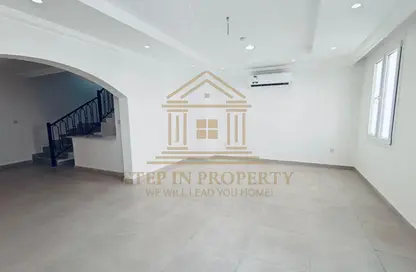 شقة - 6 غرف نوم - 6 حمامات للايجار في شارع الوعب - الوعب - الدوحة