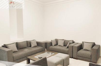 Apartment - 1 Bedroom - 1 Bathroom for rent in Umm Ghwailina Comm - Umm Ghuwalina - Umm Ghuwailina - Doha