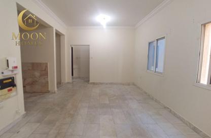 Apartment - 1 Bedroom - 1 Bathroom for rent in Umm Ghuwailina 4 - Umm Ghuwailina - Doha