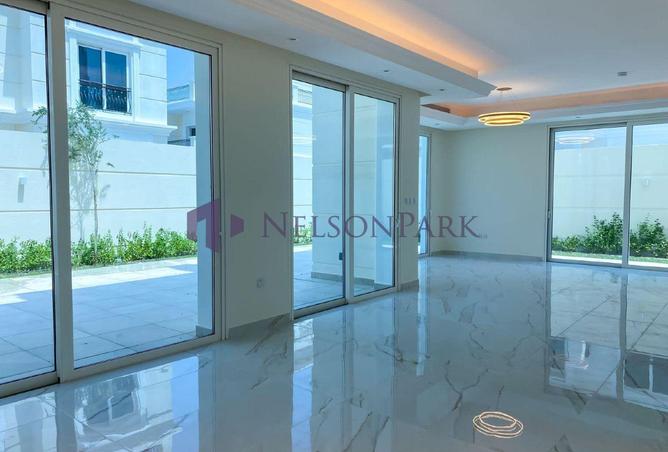 52268322 - Property Image 3