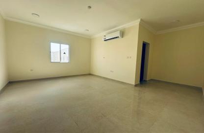 Villa - 6 Bedrooms - 5 Bathrooms for rent in Al Duhail - Doha Villa - 6 Bedrooms - 5 Bathrooms for rent in Al Duhail - Doha