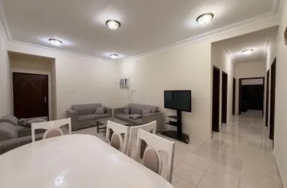 Apartment - 3 Bedrooms - 3 Bathrooms for rent in Omar Bin Abdul Aziz Street - Madinat Khalifa - Doha