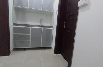 شقة - غرفة نوم - 1 حمام للايجار في شارع النعيجة - غرب الهلال - الهلال - الدوحة شقة - غرفة نوم - 1 حمام للايجار في شارع النعيجة - غرب الهلال - الهلال - الدوحة