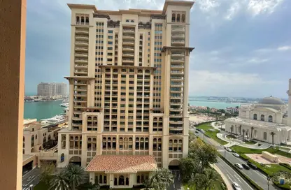 Apartment - 1 Bedroom - 2 Bathrooms for sale in East Porto Drive - Porto Arabia - The Pearl Island - Doha