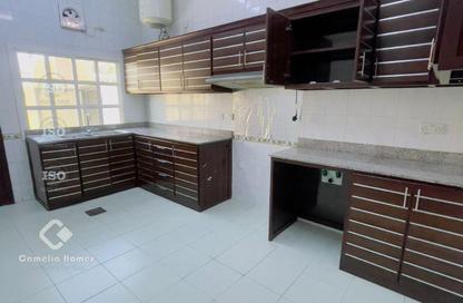 مجمع سكني - 5 غرف نوم - 5 حمامات للايجار في 870 شارع - جنوب الدحيل - الدحيل - الدوحة