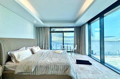 Apartment - 2 Bedrooms - 3 Bathrooms for sale in Marina Residences 195 - Marina District - Lusail