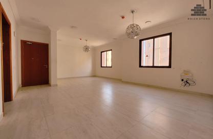 Apartment - 2 Bedrooms - 2 Bathrooms for rent in Al Mansoura - Al Mansoura - Doha