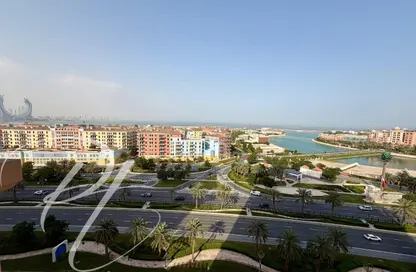Apartment - Studio - 1 Bathroom for rent in Tower 14 - Porto Arabia - The Pearl Island - Doha