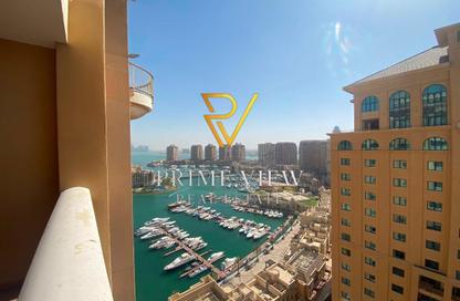 Apartment - 1 Bedroom - 2 Bathrooms for rent in Tower 13 - Porto Arabia - The Pearl Island - Doha