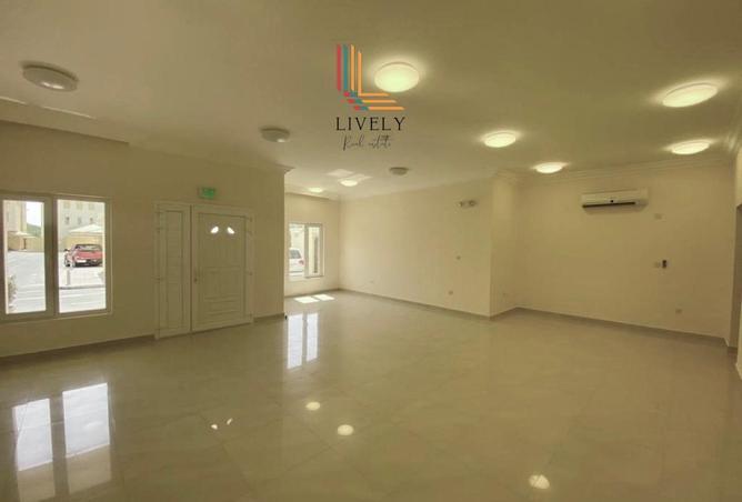 1013764 - Property Image 2