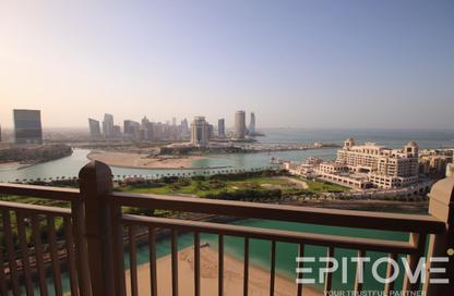 Apartment - 2 Bedrooms - 3 Bathrooms for rent in East Porto Drive - Porto Arabia - The Pearl Island - Doha