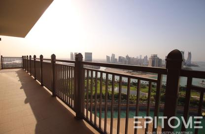 Apartment - 2 Bedrooms - 3 Bathrooms for rent in East Porto Drive - Porto Arabia - The Pearl Island - Doha