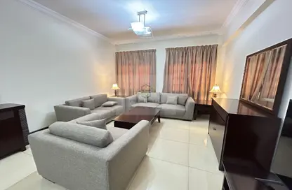 شقة - 2 غرف نوم - 2 حمامات للايجار في شارع السد - السد - الدوحة