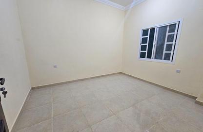 Apartment - 2 Bedrooms - 2 Bathrooms for rent in Umm Ghuwailina 4 - Umm Ghuwailina - Doha Apartment - 2 Bedrooms - 2 Bathrooms for rent in Umm Ghuwailina 4 - Umm Ghuwailina - Doha