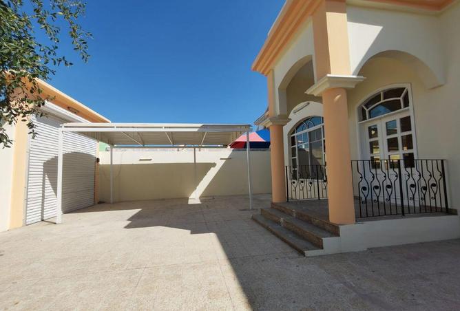 1011687 - Property Image 2