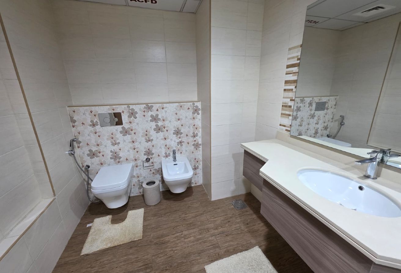 1 BR Apartment with Water View in Lusail Marina thumbnail 16