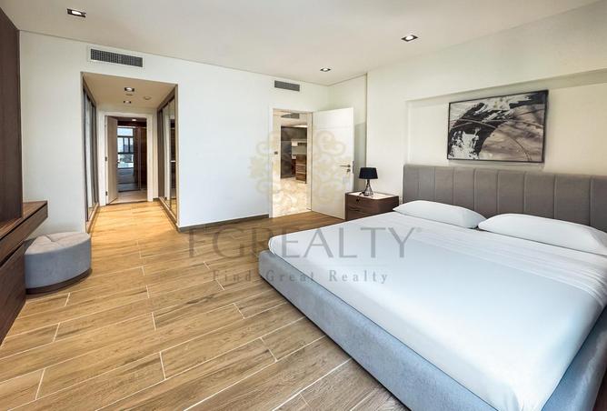 961674 - Property Image 2