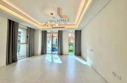 Apartment - 1 Bedroom - 2 Bathrooms for rent in Crystal Residence - Gewan Island - The Pearl Island - Doha