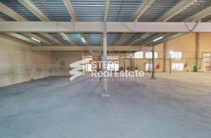 Warehouse - Studio - 1 for rent in Industrial Area 4 - Industrial Area - Industrial Area - Doha