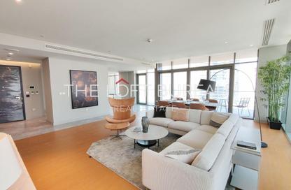 Apartment - 1 Bedroom - 2 Bathrooms for sale in Seef Lusail Tower 1 - Seef Lusail - Lusail City - Lusail
