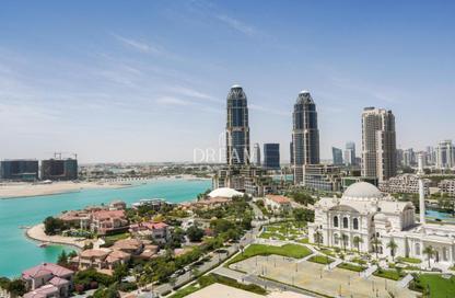 Apartment - 2 Bedrooms - 3 Bathrooms for rent in Marina Gate - Porto Arabia - The Pearl Island - Doha