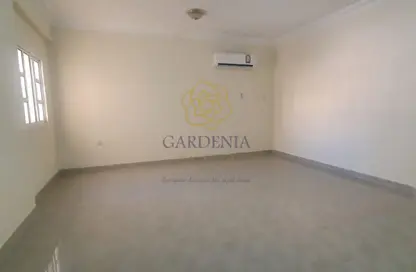 Apartment - 2 Bedrooms - 2 Bathrooms for rent in Madinat Khalifa Building 58 - Madinat Khalifa South - Madinat Khalifa - Doha