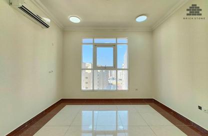 Apartment - 2 Bedrooms - 2 Bathrooms for rent in Al Mansoura - Al Mansoura - Doha