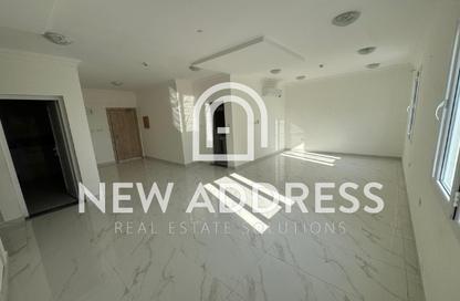 Apartment - 2 Bedrooms - 3 Bathrooms for rent in Fereej Bin Omran - Doha