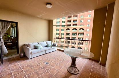 Apartment - 1 Bedroom - 2 Bathrooms for rent in East Porto Drive - Porto Arabia - The Pearl Island - Doha