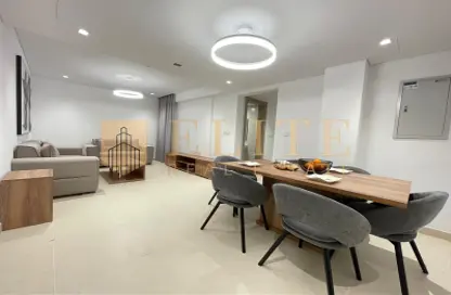 شقة - 2 غرف نوم - 3 حمامات للايجار في برج السلام - شارع الكورنيش - شارع الكورنيش - الدوحة