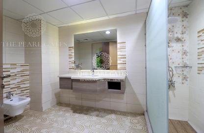 Apartment - 1 Bedroom - 2 Bathrooms for sale in South Shore - South Shore - Qatar Entertainment City - Lusail