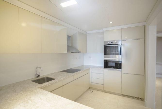 60166300 - Property Image 3