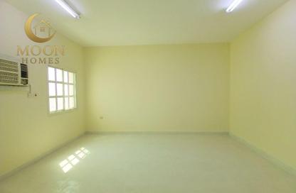 Apartment - 2 - 1 for rent in Umm Ghuwailina 4 - Umm Ghuwailina - Doha