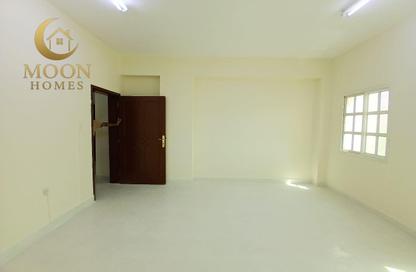 Apartment - 2 - 1 for rent in Umm Ghuwailina 4 - Umm Ghuwailina - Doha