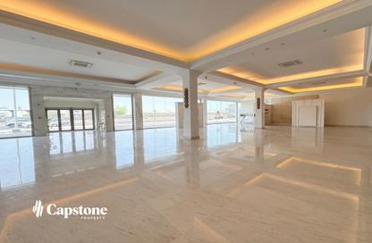 Show Room - Studio - 3 for rent in Al Ain Center - Salwa Road - Doha