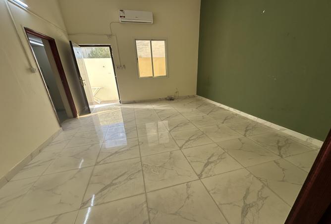 52088201 - Property Image 2